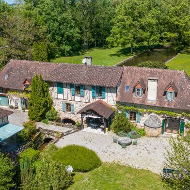 Maison 12 pièces 559999 €