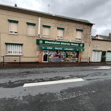 Immeuble  212000 €