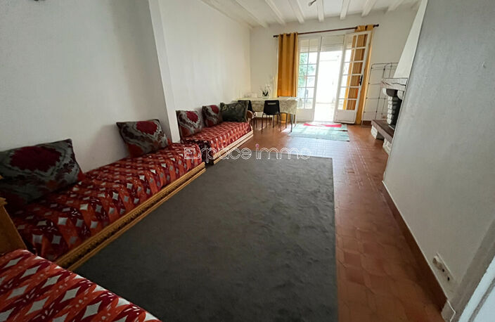 IMMEUBLE DE RAPPORT  - MUR COMMERCIAUX - HABITATION - MAROMME - 148.71m² -  4 CHAMBRES — photo 4