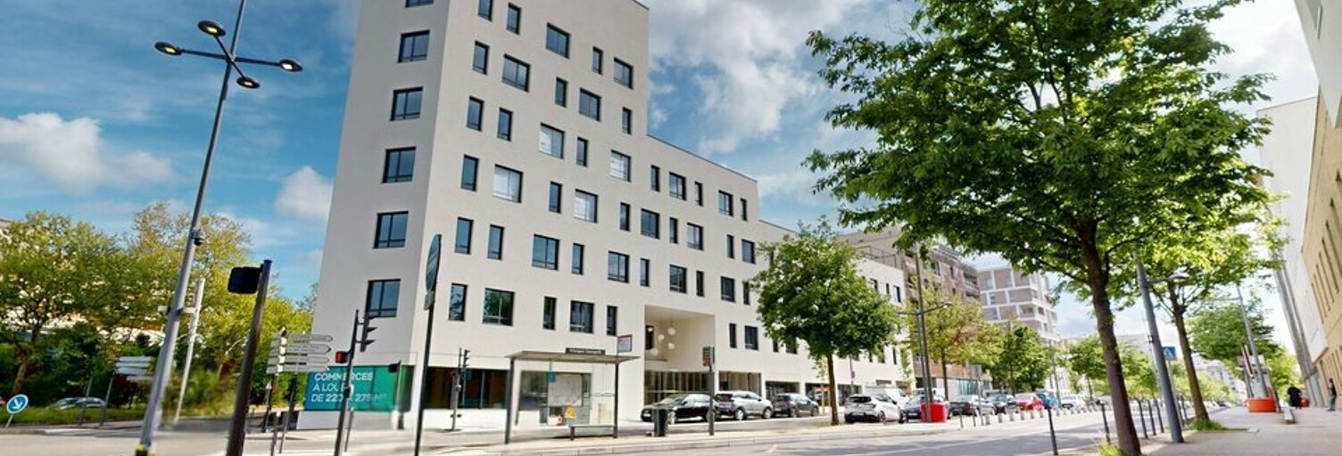 Commerce  715 m² à louer à Lyon 9 (69009)