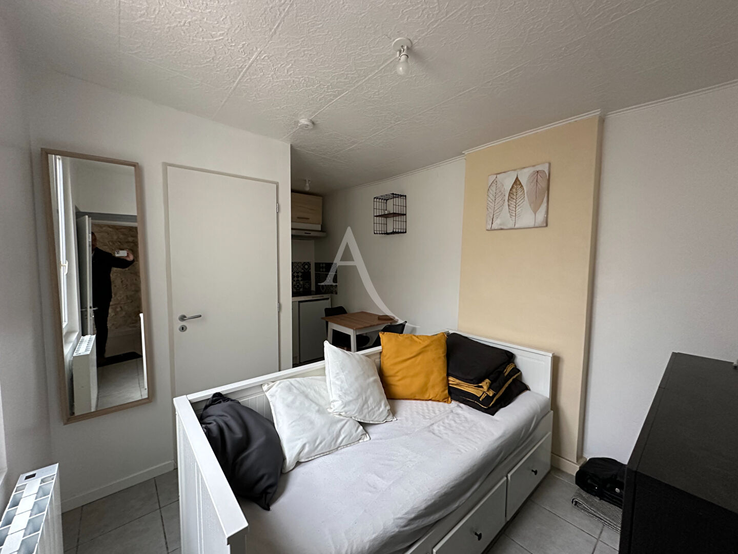 Appartement 1 pièces  à louer Rochefort 17300