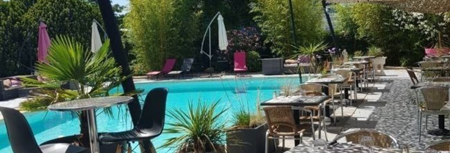 Commerce  1600 m² à vendre à Clermont-l'Hérault (34800)