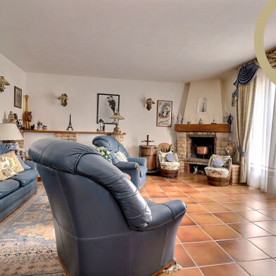 Maison 7 pièces 774000 €