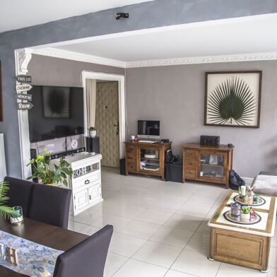 Appartement 7 pièces 245000 €