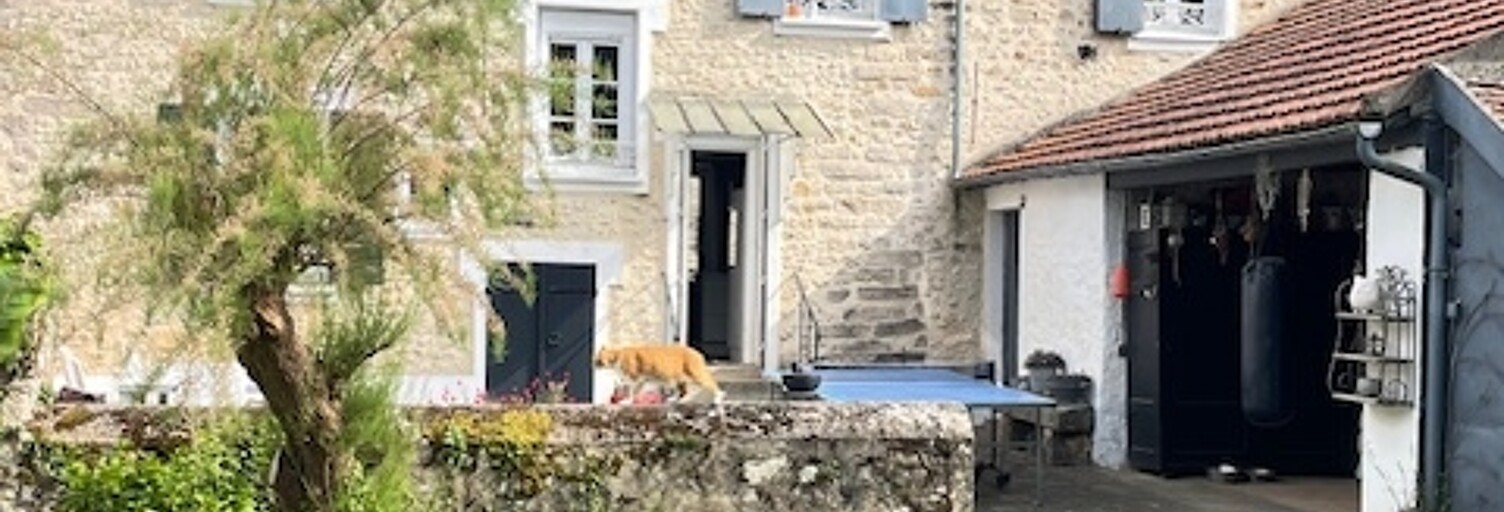 Maison 8 Pièces 152 m² à vendre à Cély (77930)