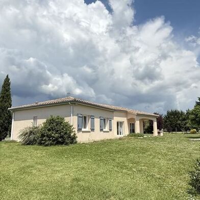 Maison 6 pièces 239625 €