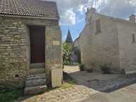 Maison en pierre de 3 pièces principales — photo 2