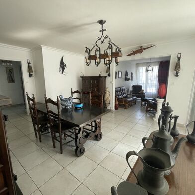 Appartement 5 pièces 150500 €