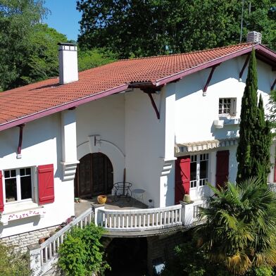 Appartement 7 pièces 435000 €