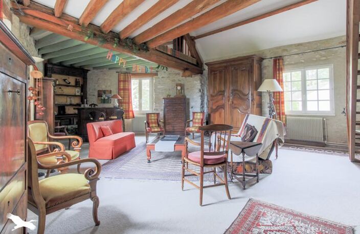 Maison en pierre de 9 pièces principales — photo 2