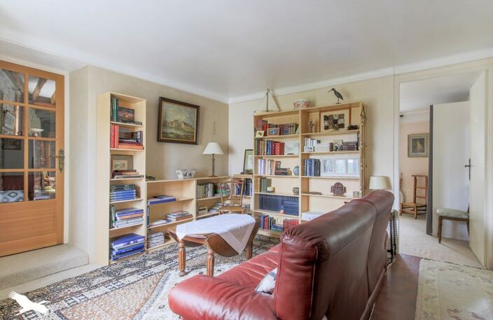 Maison en pierre de 9 pièces principales — photo 3