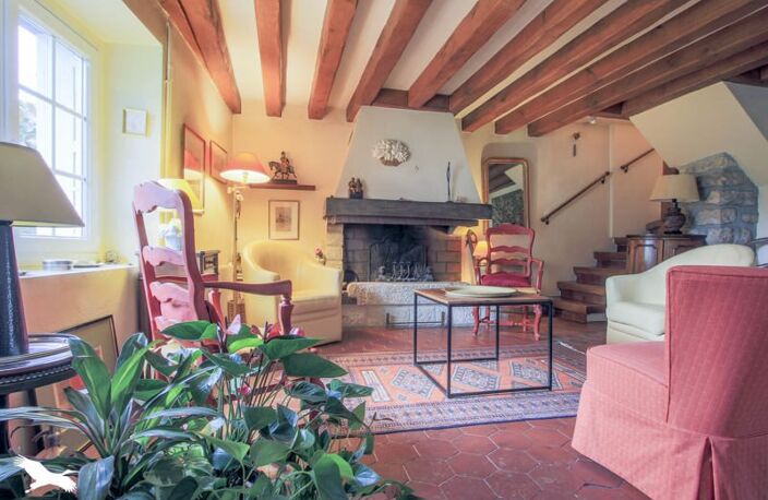 Maison en pierre de 9 pièces principales — photo 4