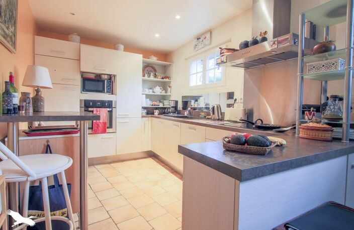 Maison en pierre de 9 pièces principales — photo 5