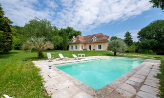 Maison 5 Pièces 201 m² à vendre à Latresne (33360)