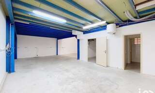 Commerce  183 m² à louer à Varennes-Jarcy (91480)