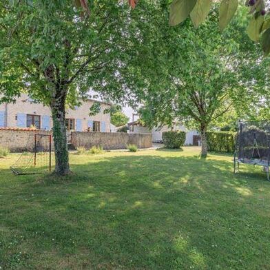 Maison 18 pièces 448000 €