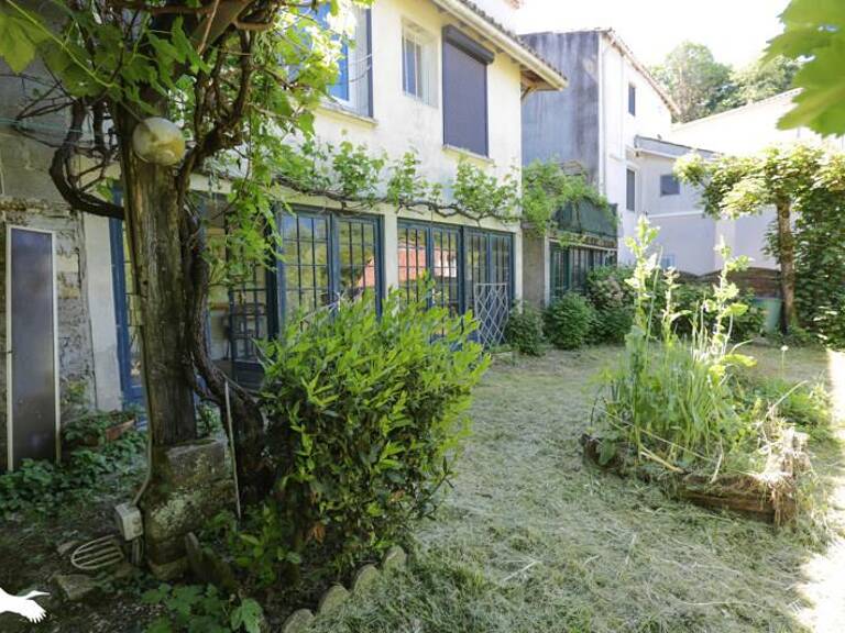 Maison en pierre de 6 pièces principales — photo 1