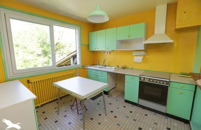 Maison en pierre de 6 pièces principales — photo 3