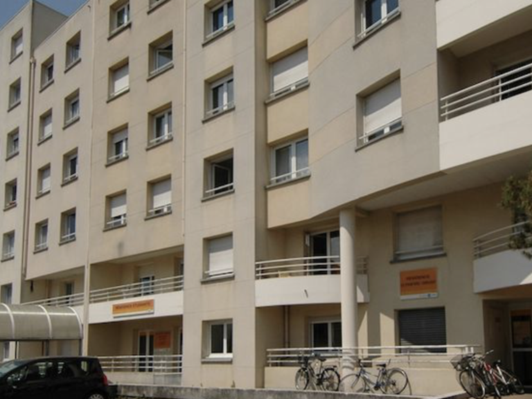 INVESTISSEMENT LMNP - ETUDIANT RENTA 5 % - BORDEAUX (33) — photo 1