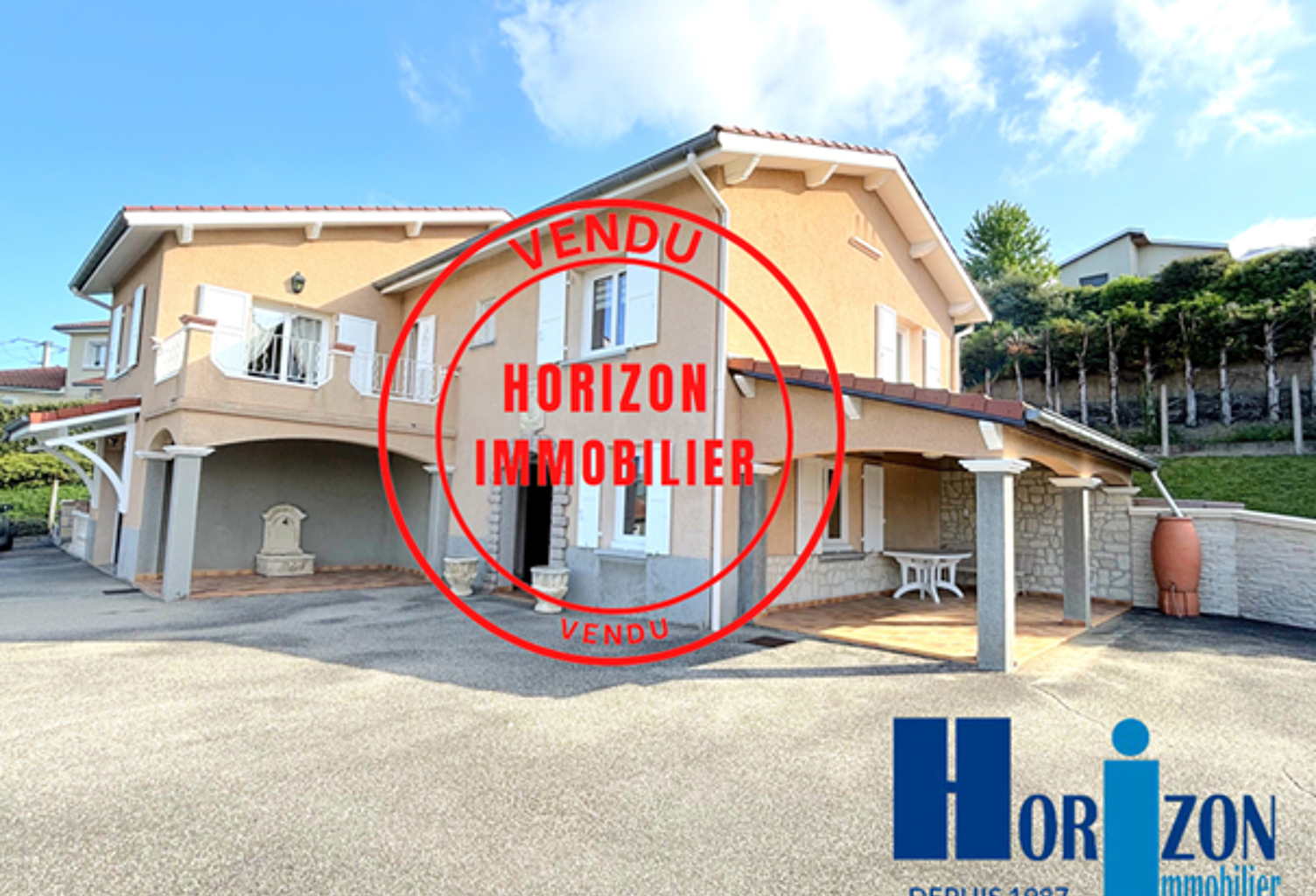 EXCLUSIVITE : UNIEUX BELLE MAISON SUR SOUS-SOL AVEC VUE DEGA — photo 1