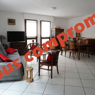 Appartement 3 pièces 75000 €