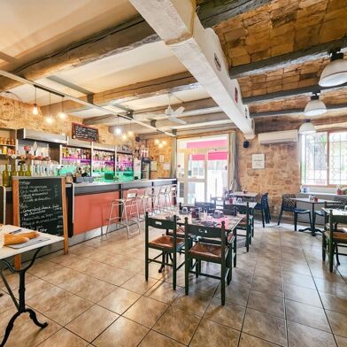 Immeuble  283500 €
