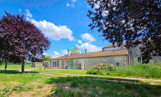 Maison 250 m² en viager Sainte-Gemme (17250)