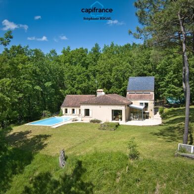 Maison 7 pièces 434600 €