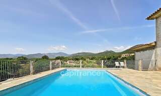 Maison 10 Pièces 246 m² à vendre à Zonza (20144)