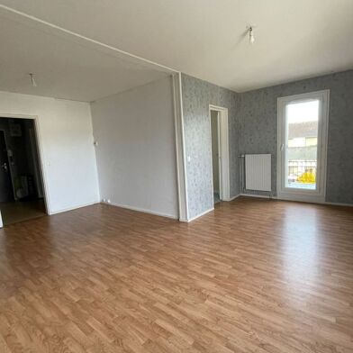 Appartement 4 pièces 76950 €