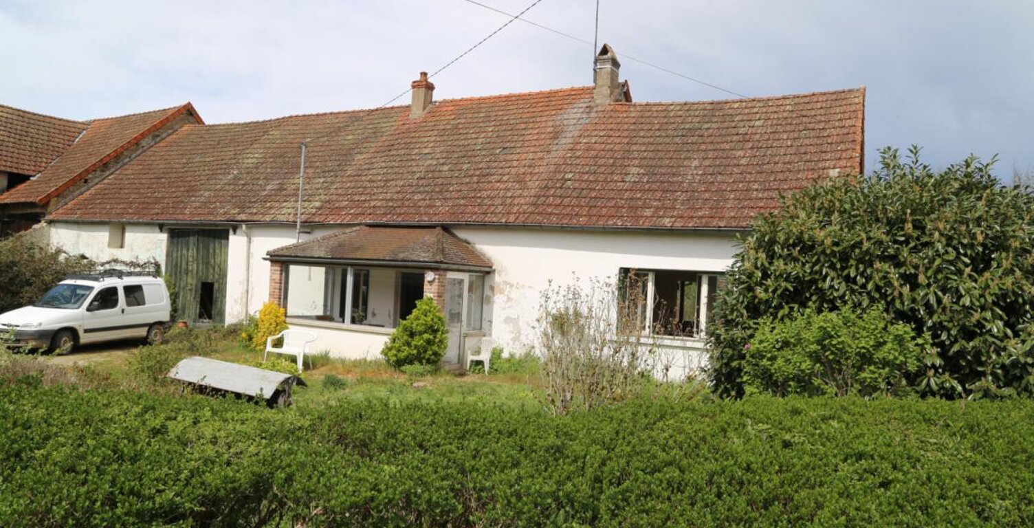 Maison à rénover sur 1 535 m² de terrain — photo 1
