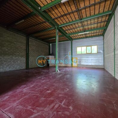 Local industriel  2000 €