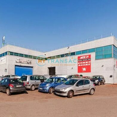 Local industriel  3420 €