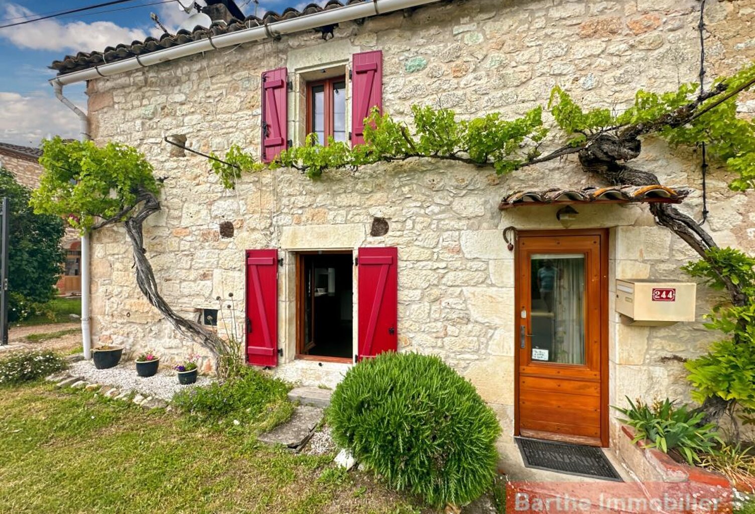Maison À Vendre — photo 1