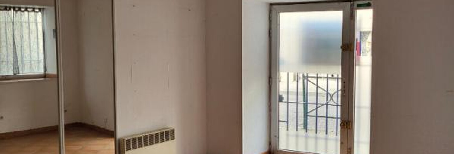 Immeuble  128 m² à vendre à Bezouce (30320)