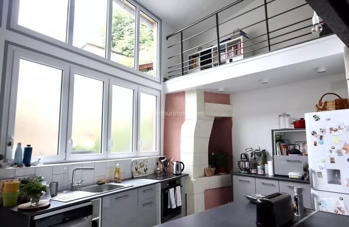 Maison située au coeur de La CHARTRE SUR LE LOIR, entièrement rénovée en 2022. — photo 3