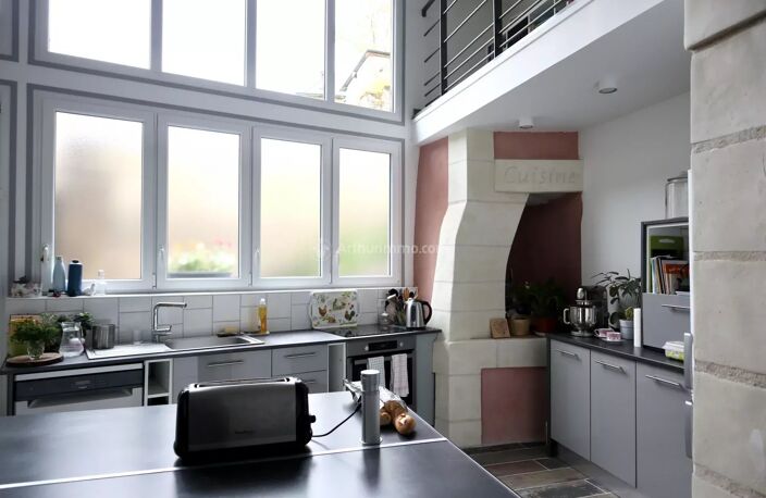 Maison située au coeur de La CHARTRE SUR LE LOIR, entièrement rénovée en 2022. — photo 5