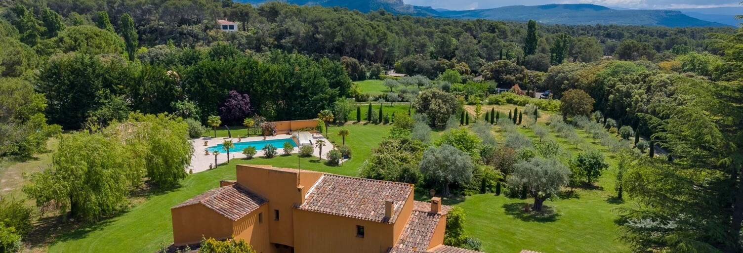 Maison 7 Pièces 307 m² à vendre à Saint-Marc-Jaumegarde (13100)