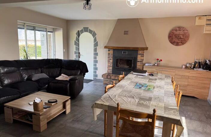 JAVRON LES CHAPELLES, Maison de 135m² avec dépendances et étang. — photo 5