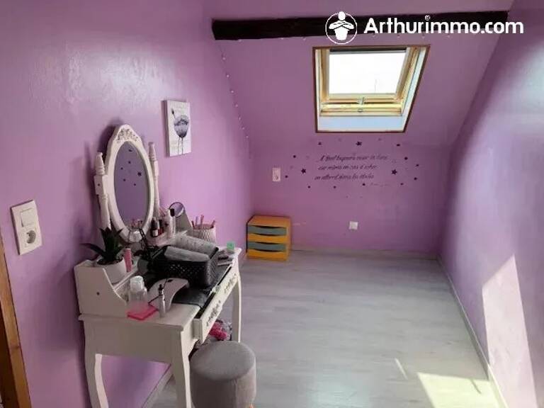 JAVRON LES CHAPELLES, Maison de 135m² avec dépendances et étang. — photo 1