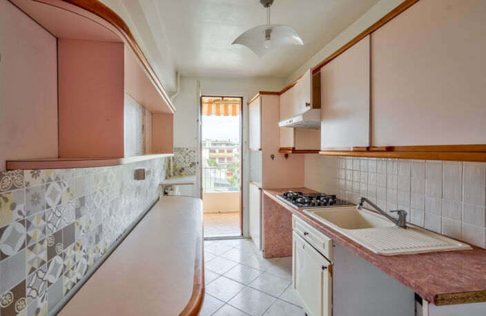Cros de Cagnes, 3/4 pièces lumineux de 71 m2 avec double séj — photo 4