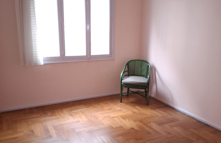 Vente appartement 4 pièces 55 m² Lyon 7 (69007) — photo 3