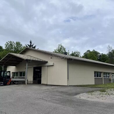 Local industriel 5 pièces 580000 €