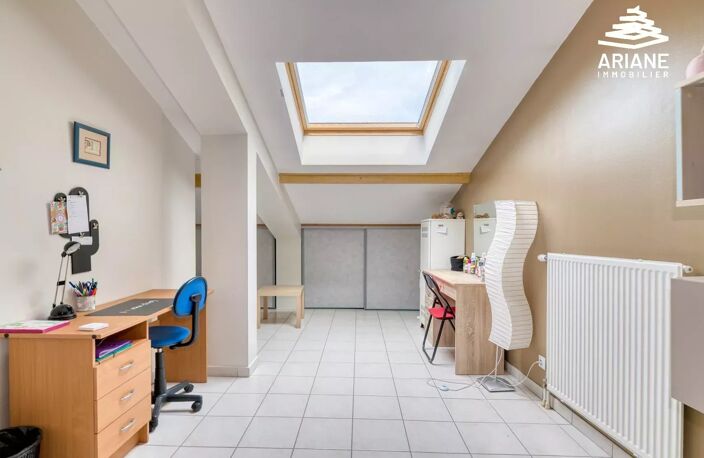 Appartement T5 duplex avec parking et 2 balcons — photo 5