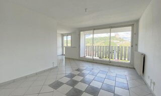 Appartement 5 Pièces 95 m² à vendre à Crest (26400)