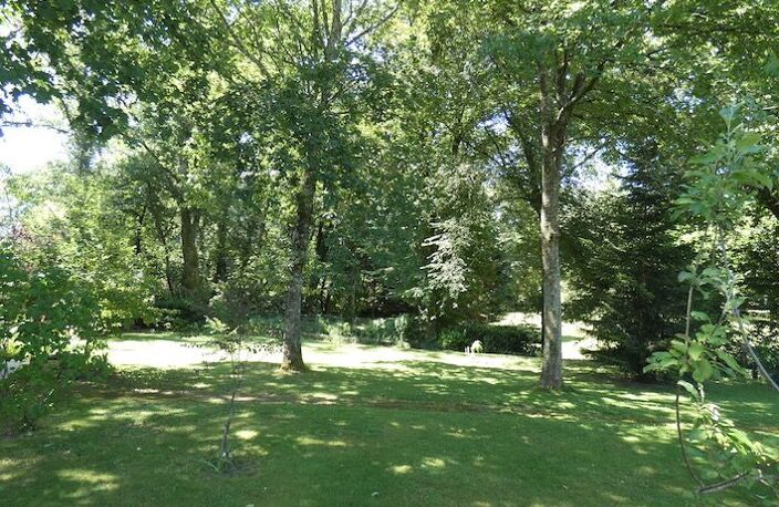 40700 HAGETMAU / MAISON T6 DE 185 M2 ENVIRON / 5 CHAMBRES / PISC — photo 4