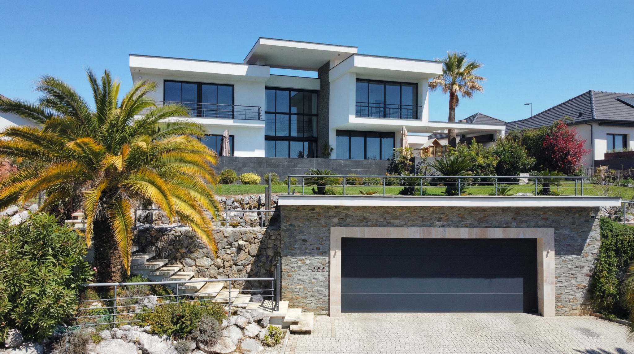 Villa / Maison  T9 à vendre Pau 64000