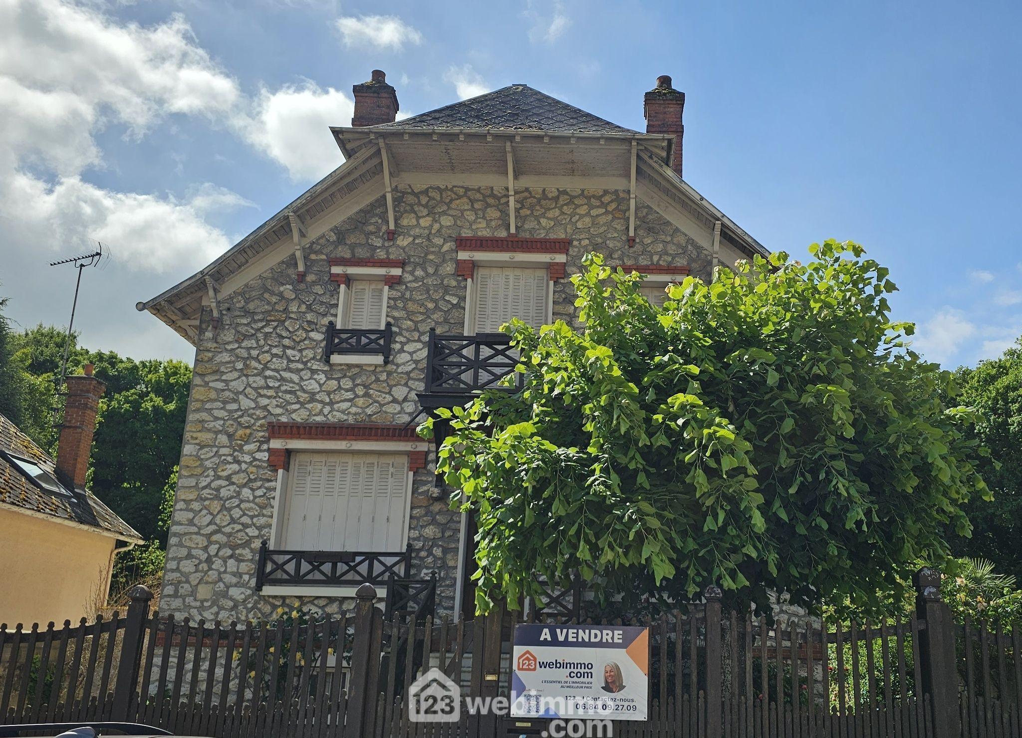 Photo Maison - 165m² - Le Malesherbois image 1/4