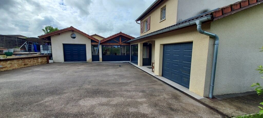 Photo Exclusivite !!! Belle maison récente image 2/4