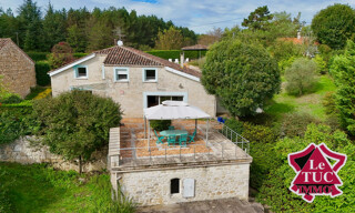 Maison 8 Pièces 211 m² à vendre à Saint-Robert (47340)